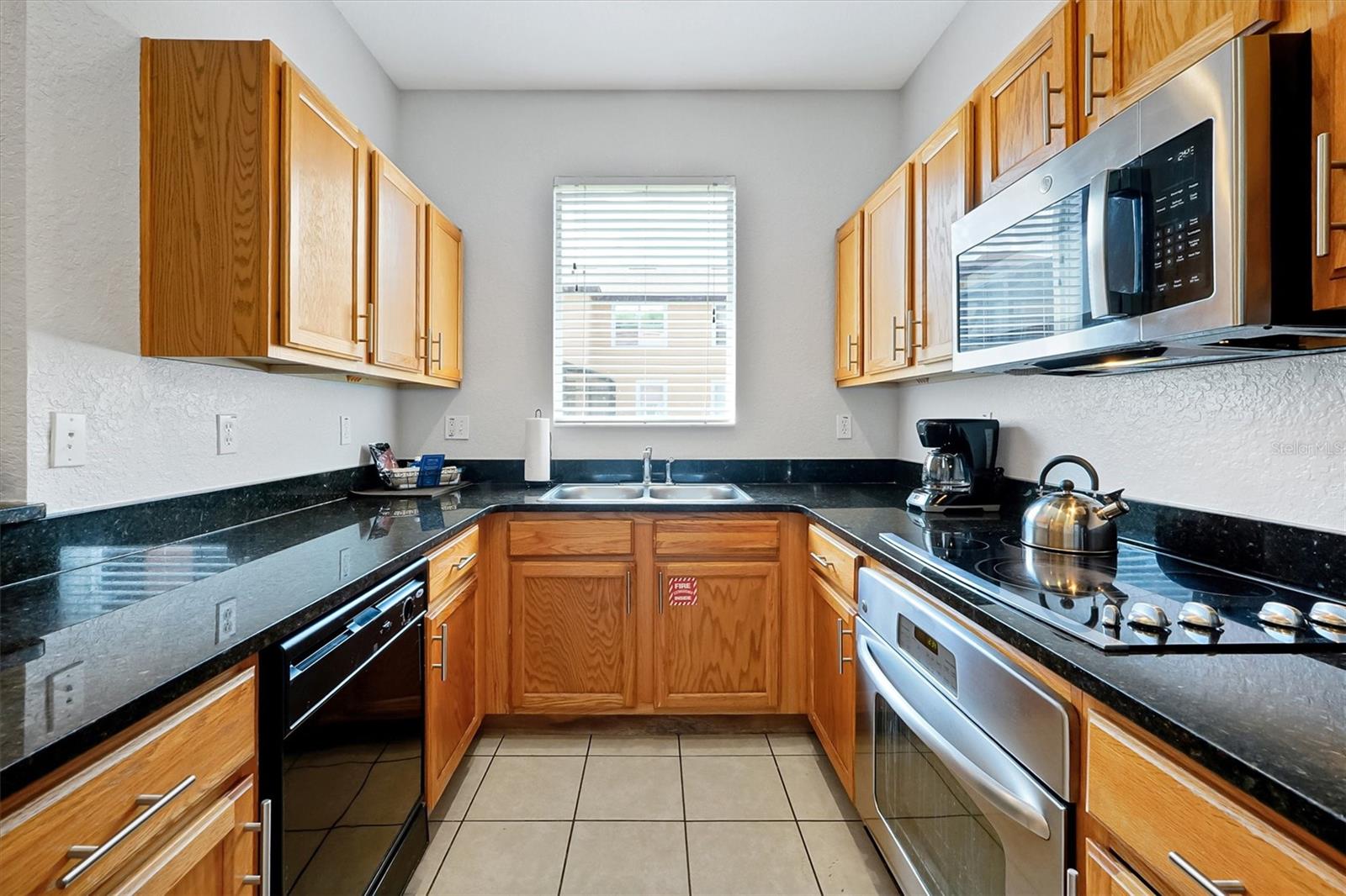 REGAL OAKS AT OLD TOWN - Residential