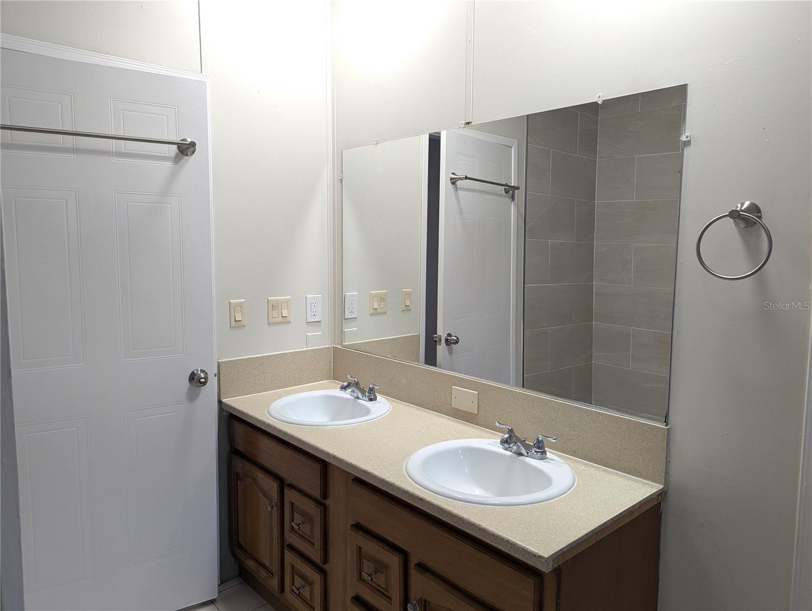 WILLIAMS DOUBLE BRANCH ESTATES - Residential