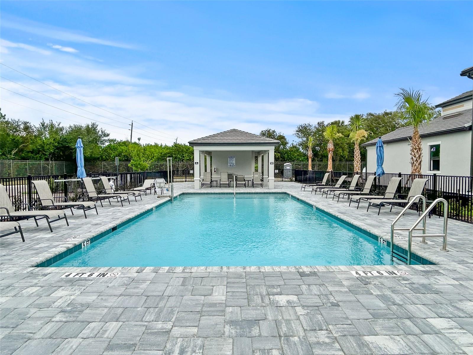 BUILDING #9/PH 7/COACH HOMES A - Residential Lease