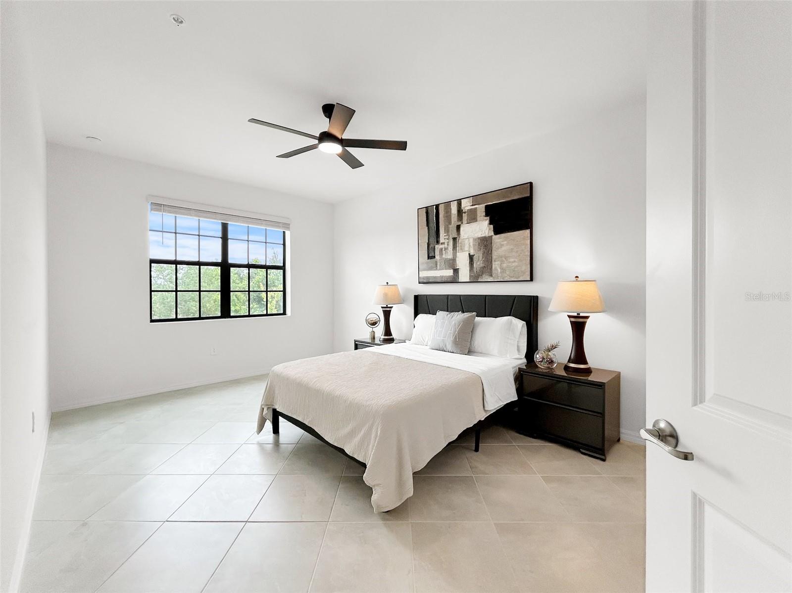 BUILDING #9/PH 7/COACH HOMES A - Residential Lease