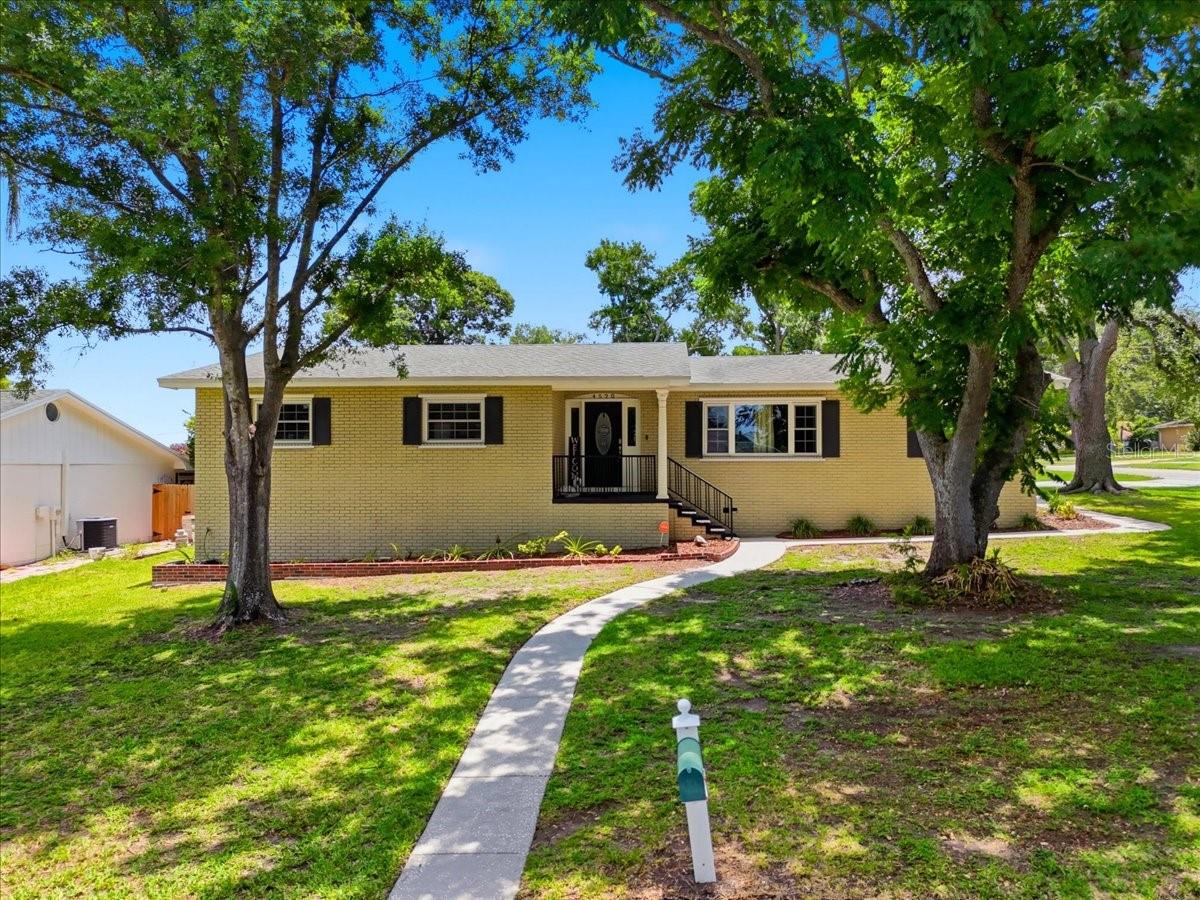ORANGEWOOD TERRACE - Residential