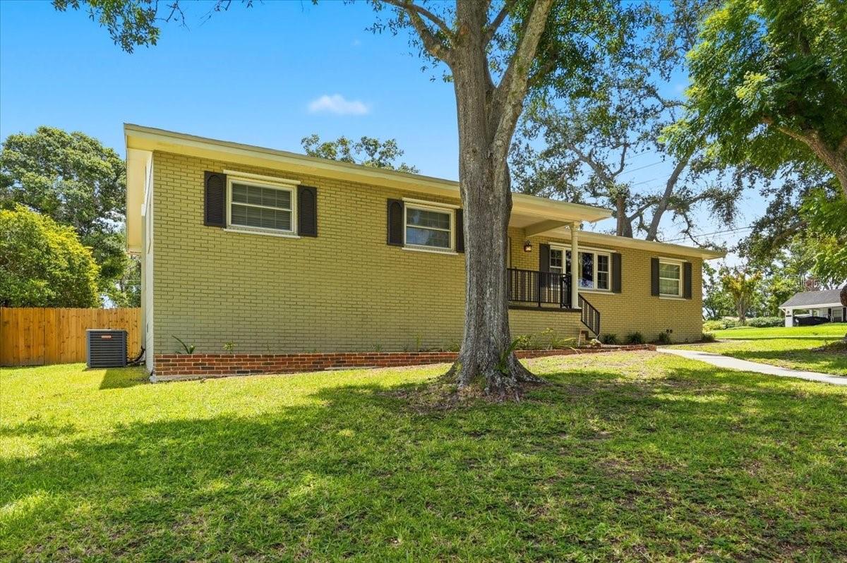ORANGEWOOD TERRACE - Residential