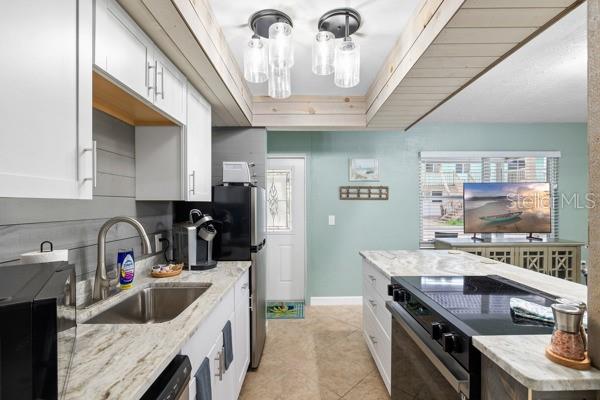 SCOTTS JUNGLEWOOD BCH CLUB - Residential Income
