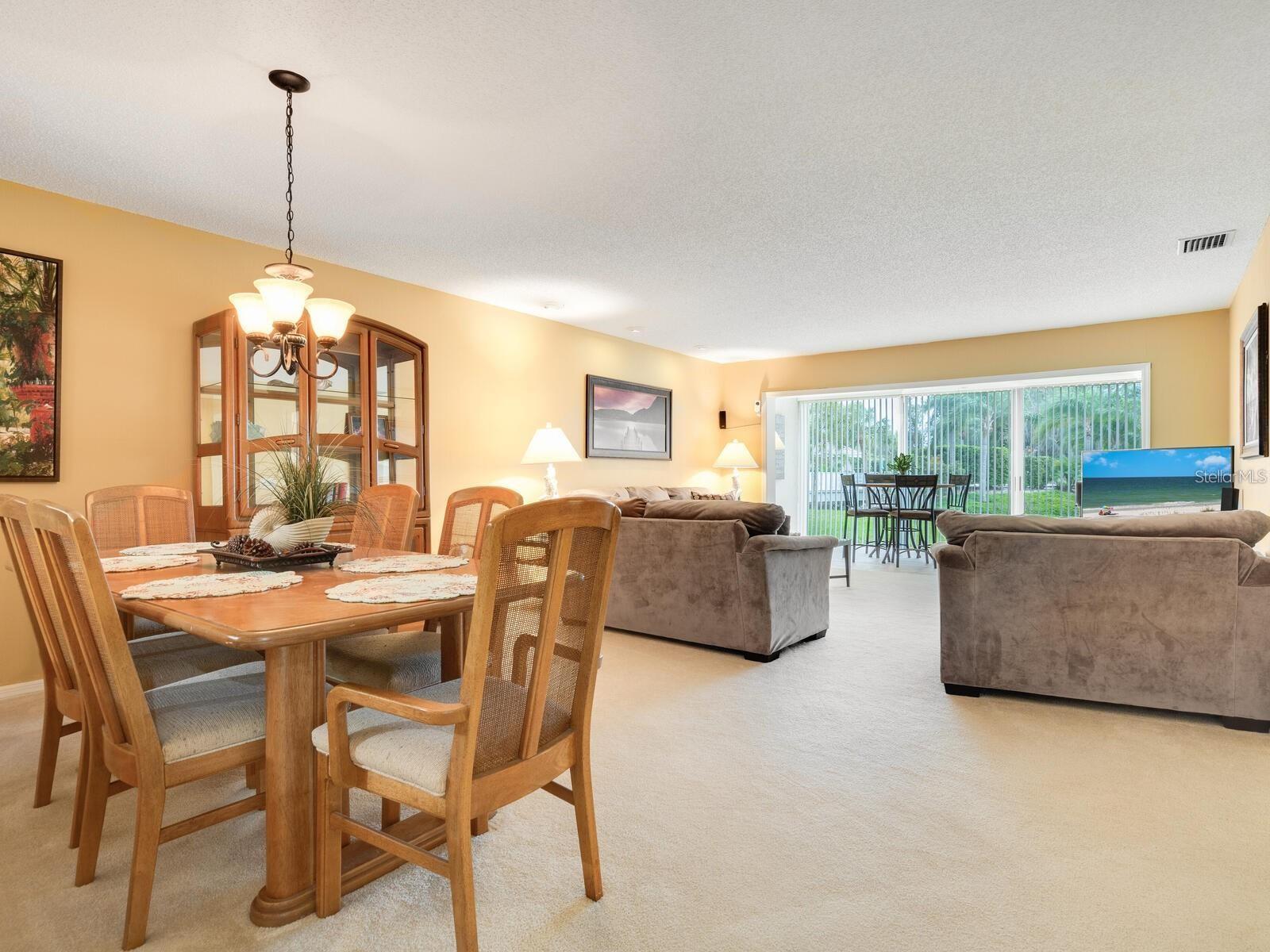 VILLAS OF PAPILLION - Residential