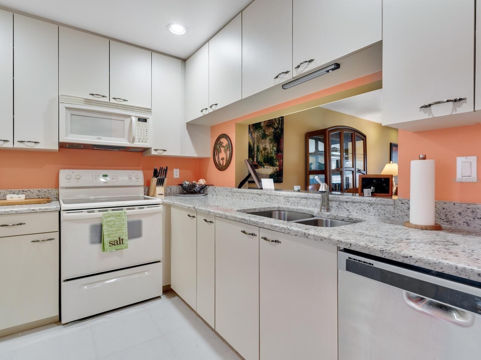 VILLAS OF PAPILLION - Residential