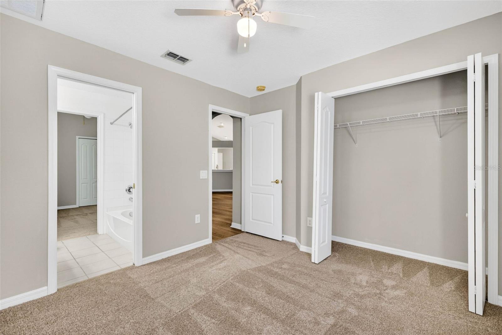 MEADOW POINTE 03 PH 01 UNIT 1D/1E - Residential