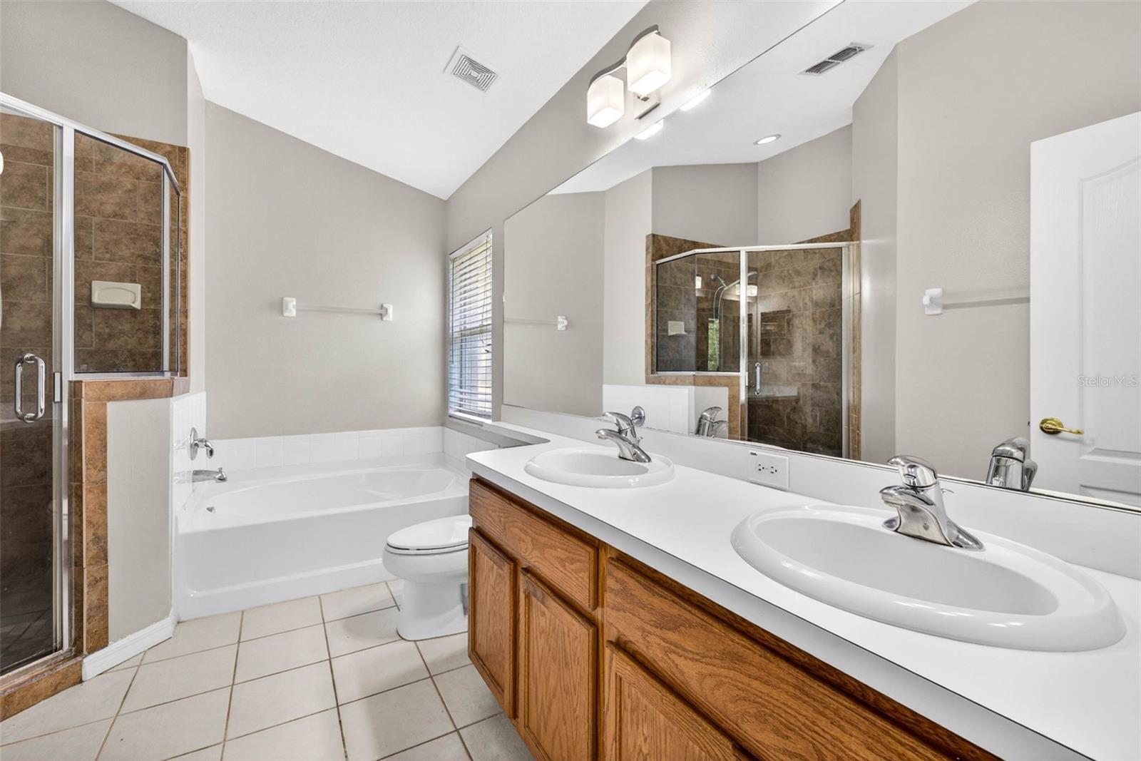 MEADOW POINTE 03 PH 01 UNIT 1D/1E - Residential