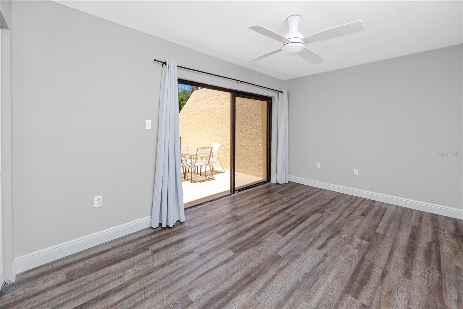 SEAPOINTE TERRACE CONDO - Residential