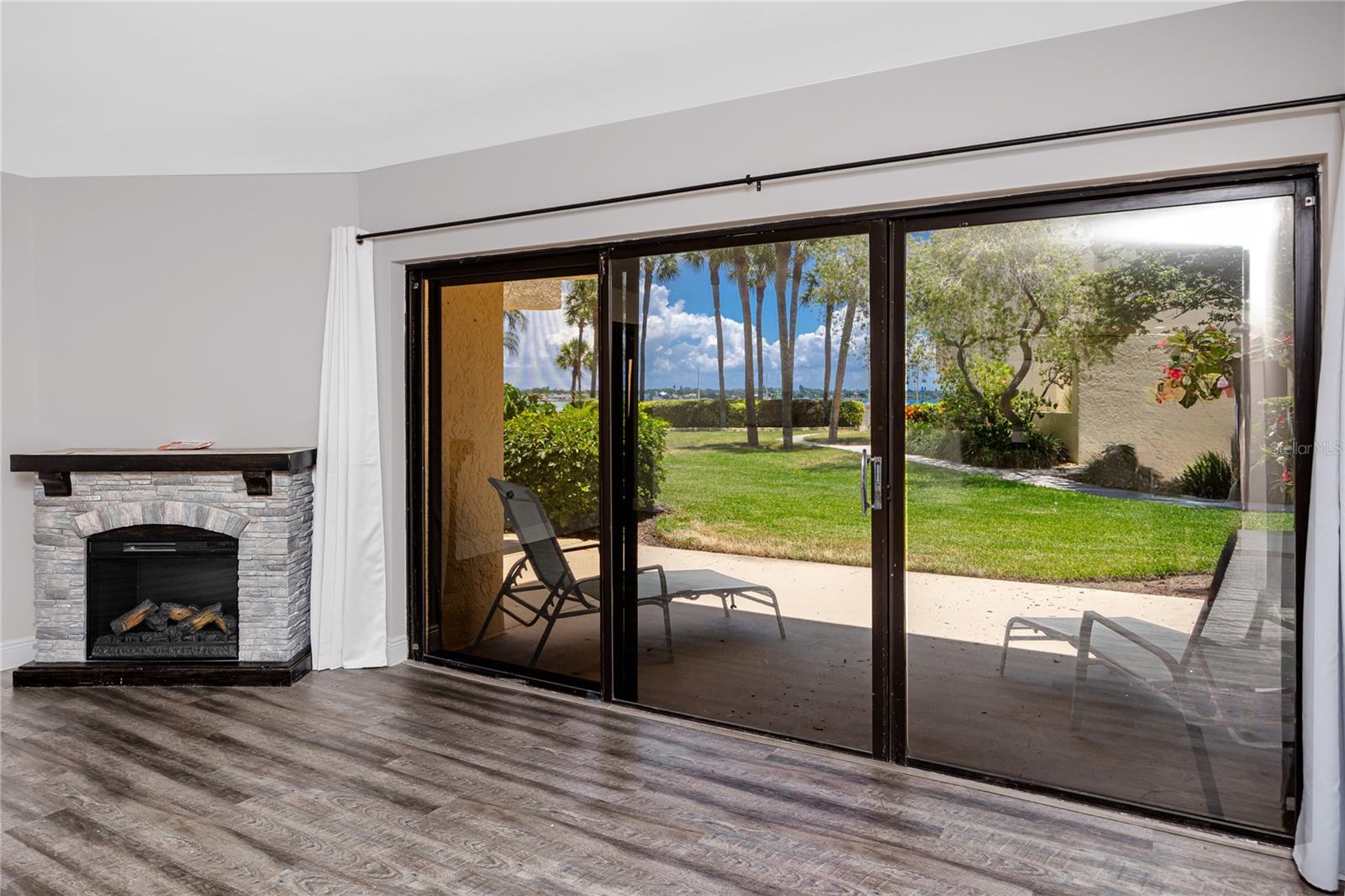 SEAPOINTE TERRACE CONDO - Residential
