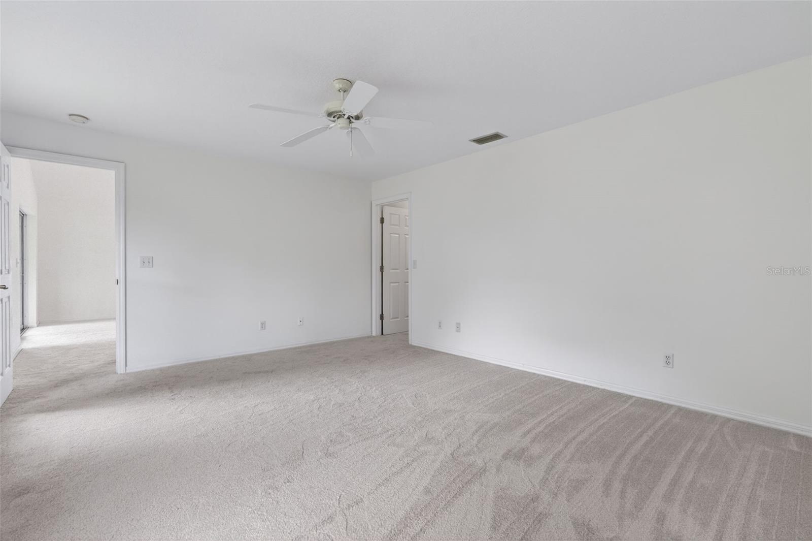 OAKWOOD VILLAGE BEVERLY HILLS PH 01 - Residential