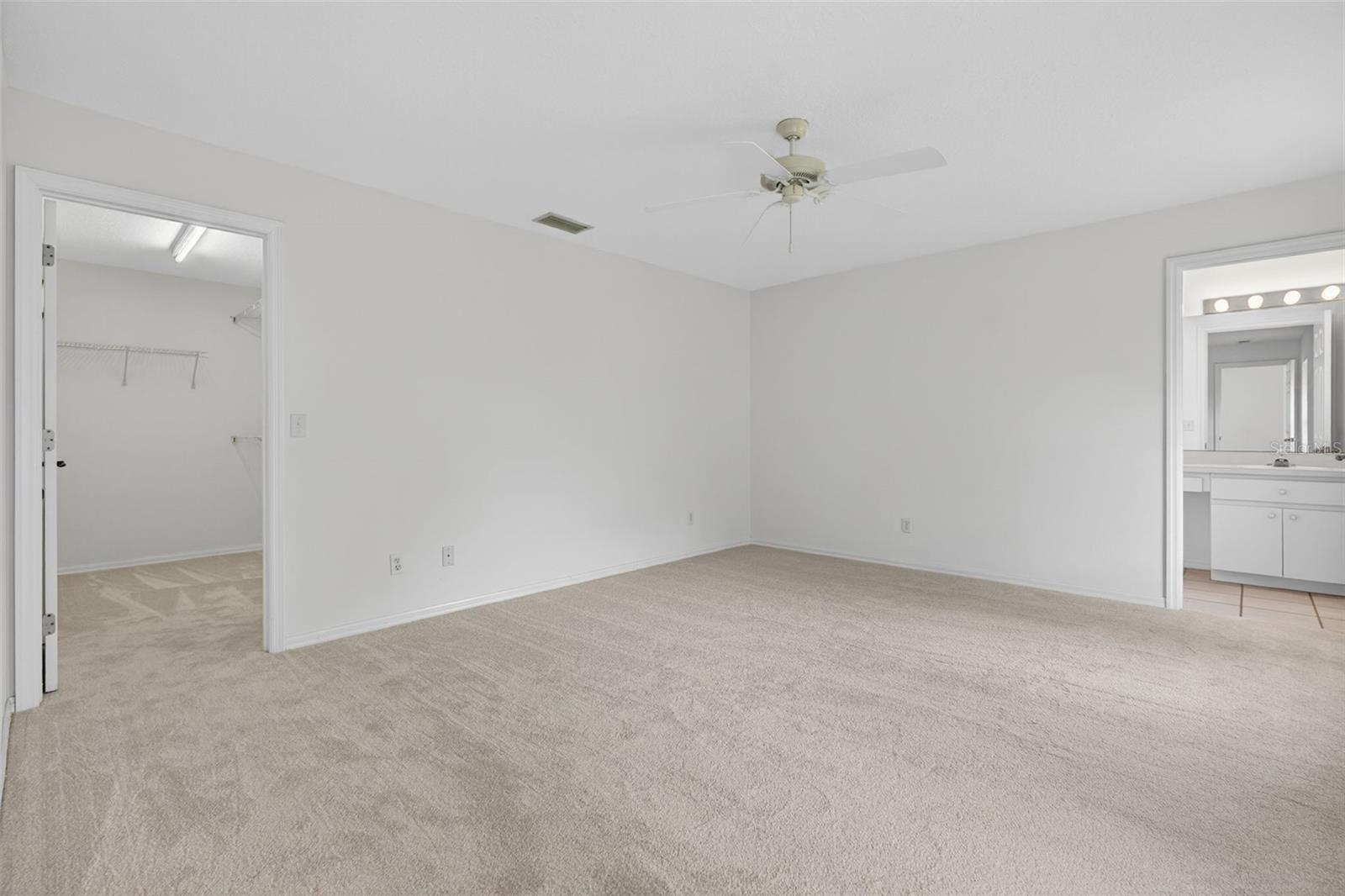OAKWOOD VILLAGE BEVERLY HILLS PH 01 - Residential