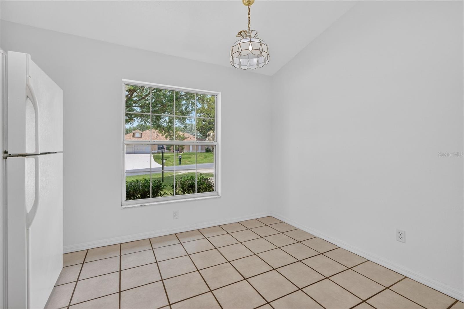 OAKWOOD VILLAGE BEVERLY HILLS PH 01 - Residential
