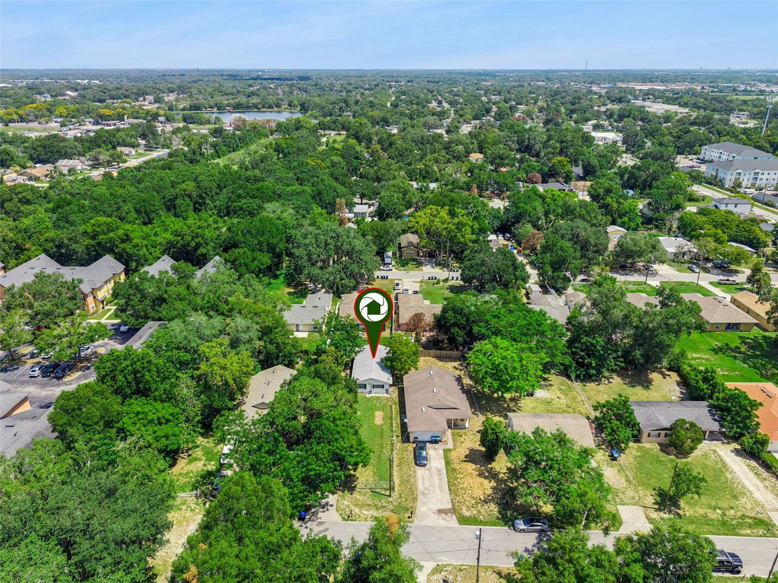 LAKE HILL - Residential