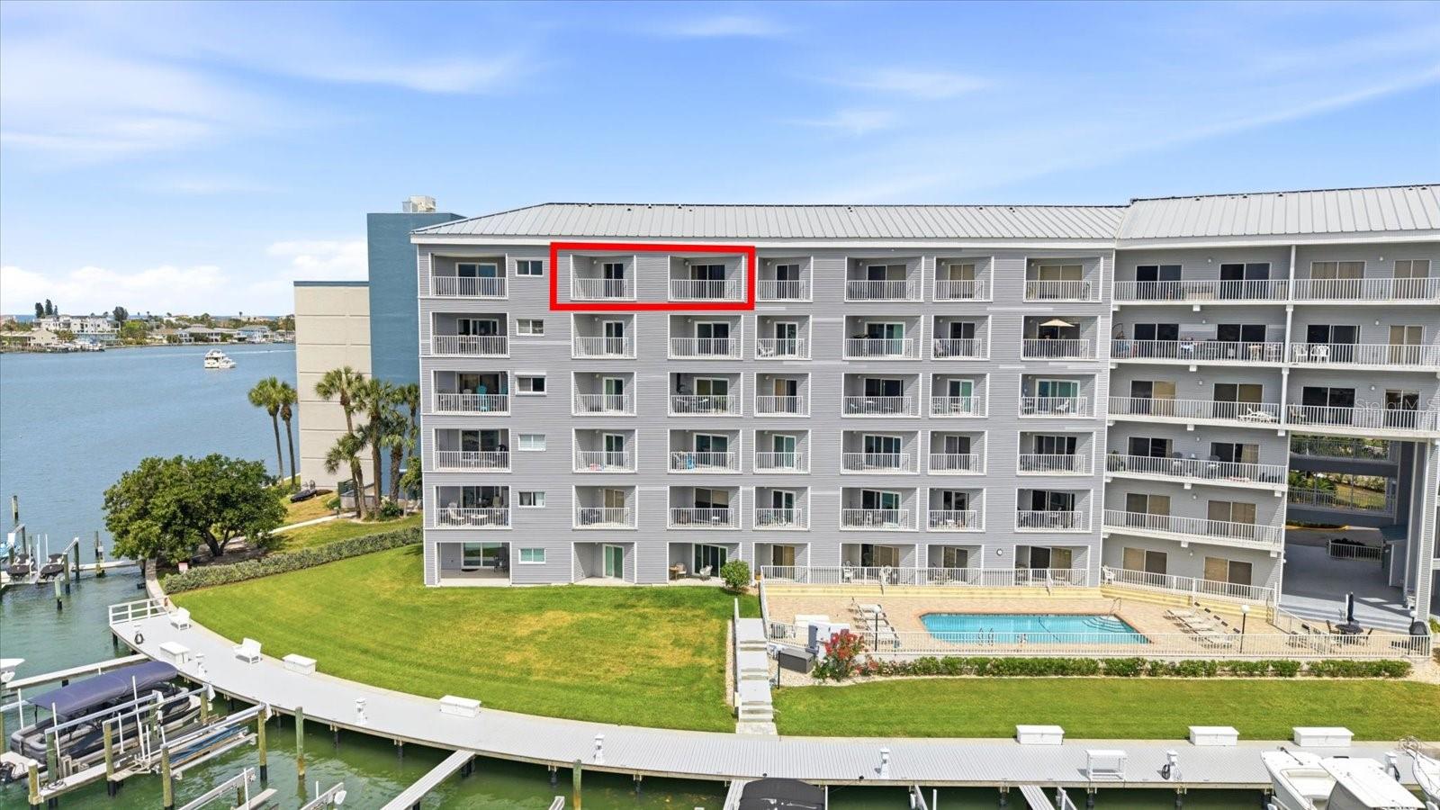 610 ISLAND WAY CONDO - Residential