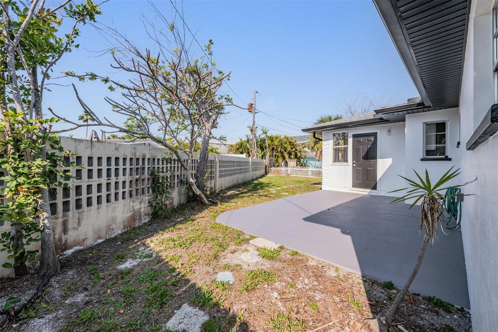 GULF SHORES 3RD ADD REP - Residential Lease