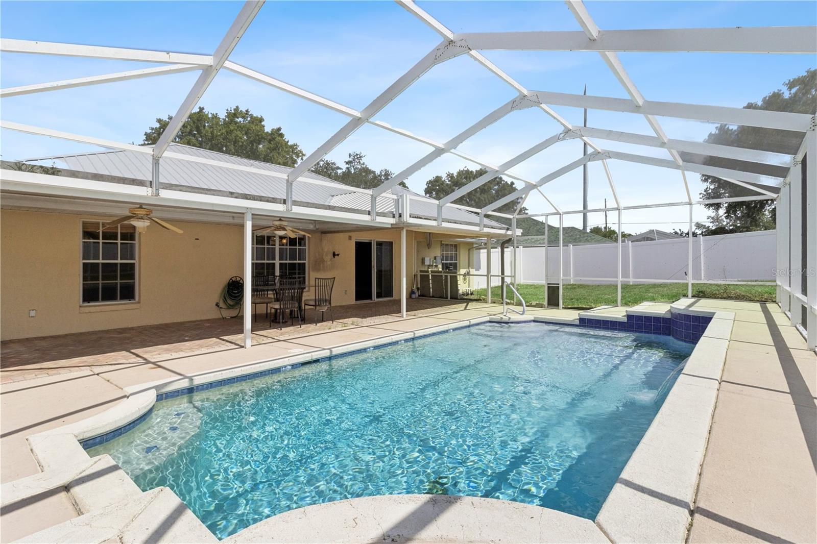 LA VISTA REP - Residential