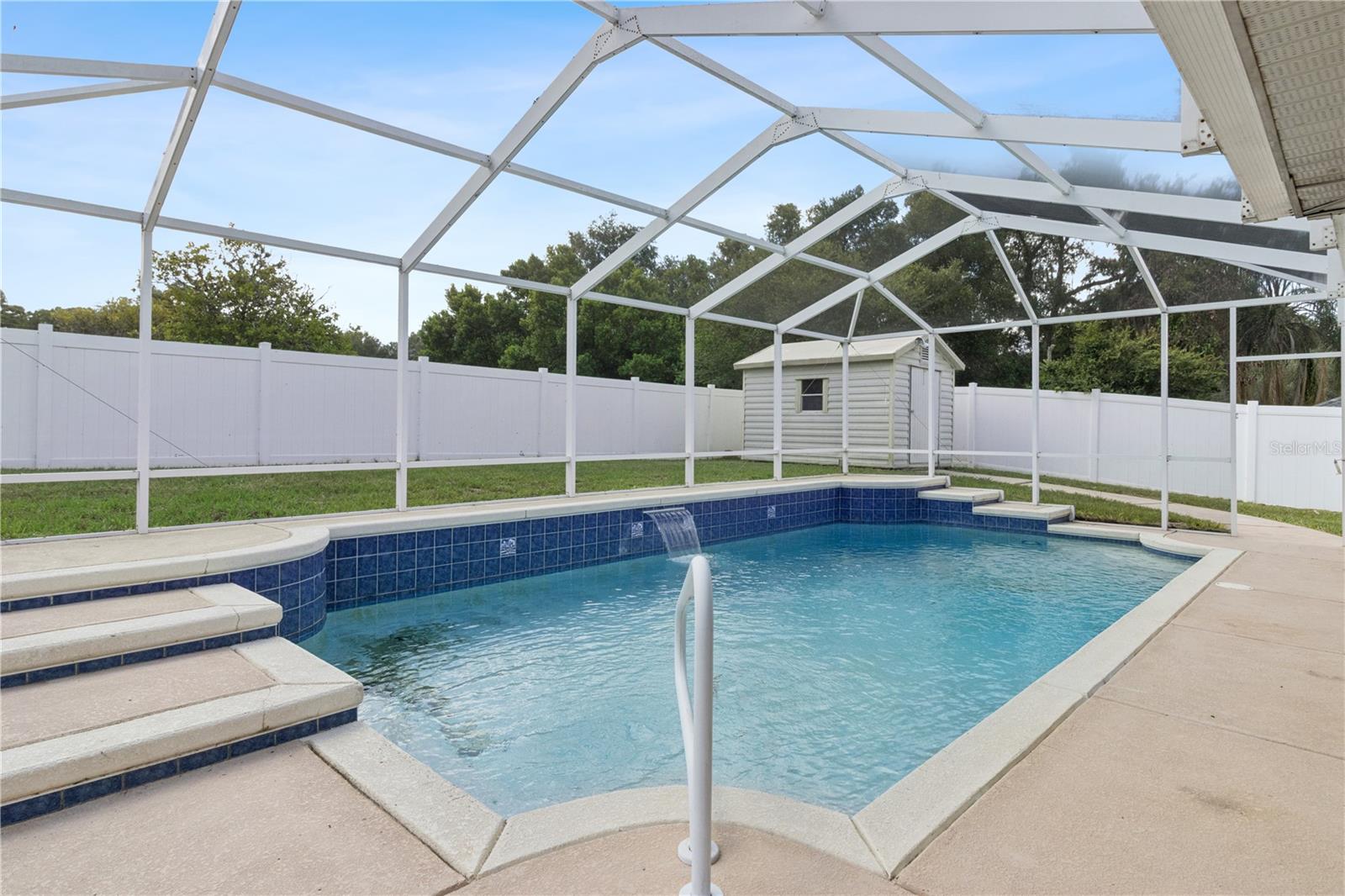 LA VISTA REP - Residential