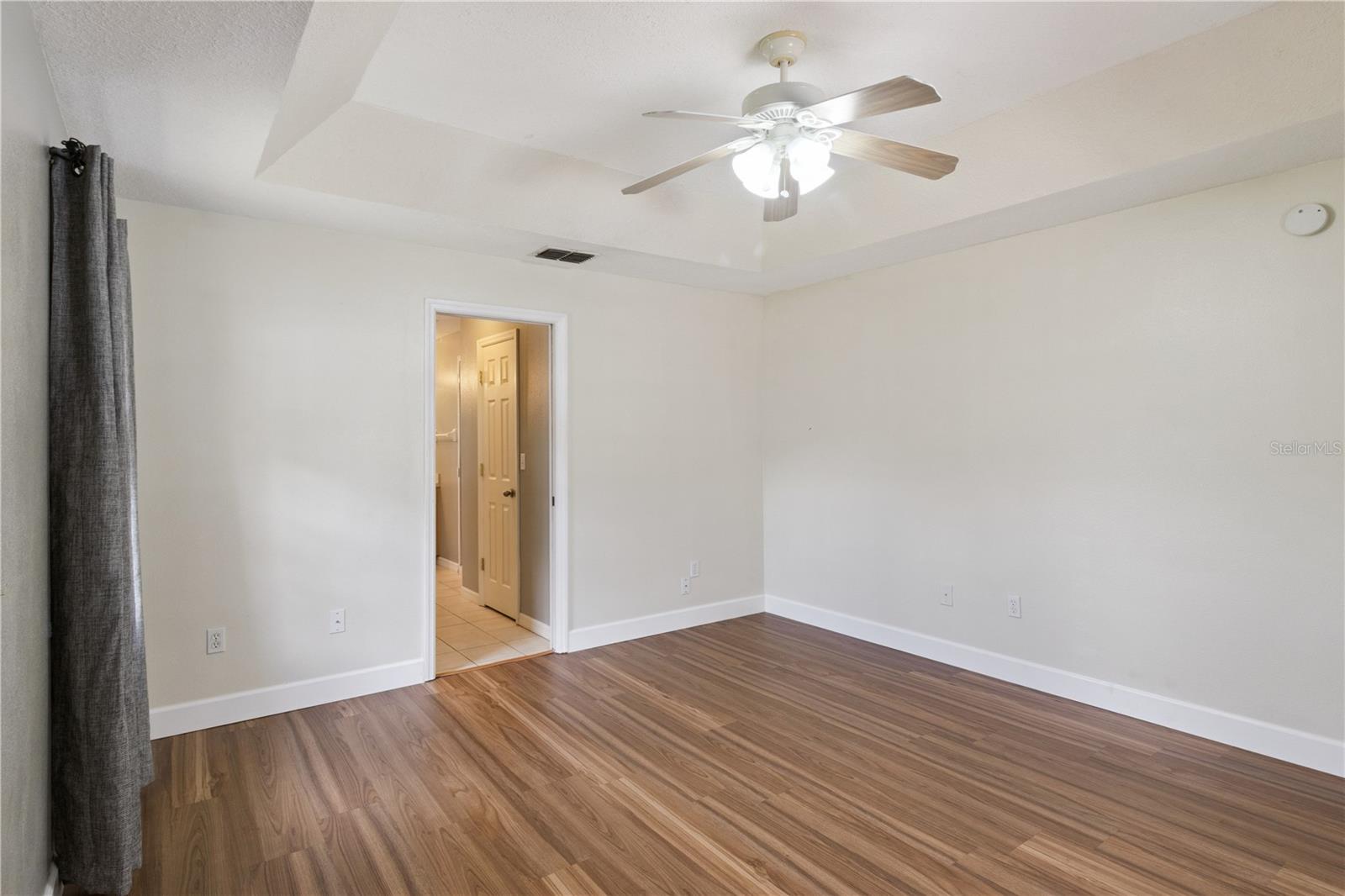 LA VISTA REP - Residential