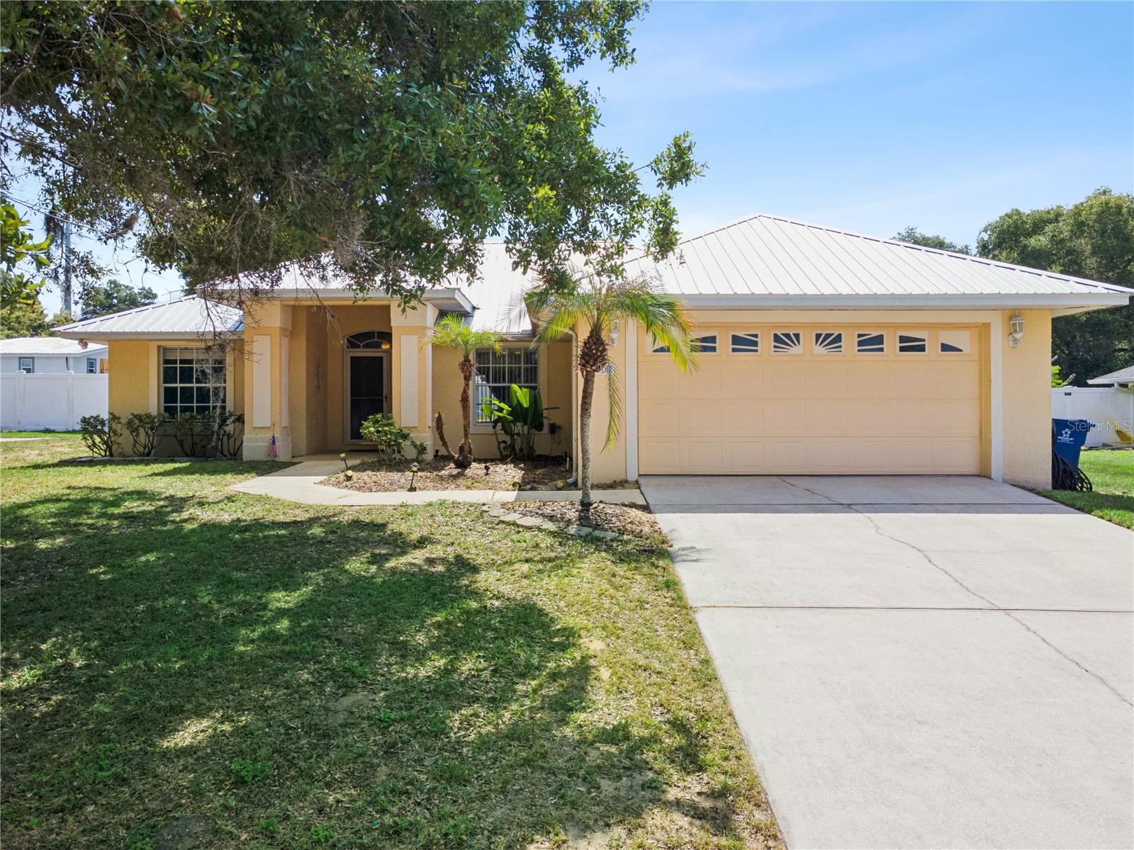 LA VISTA REP - Residential