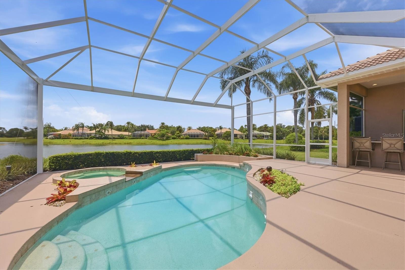 UNIVERSITY PARK COUNTRY CLUB - Residential