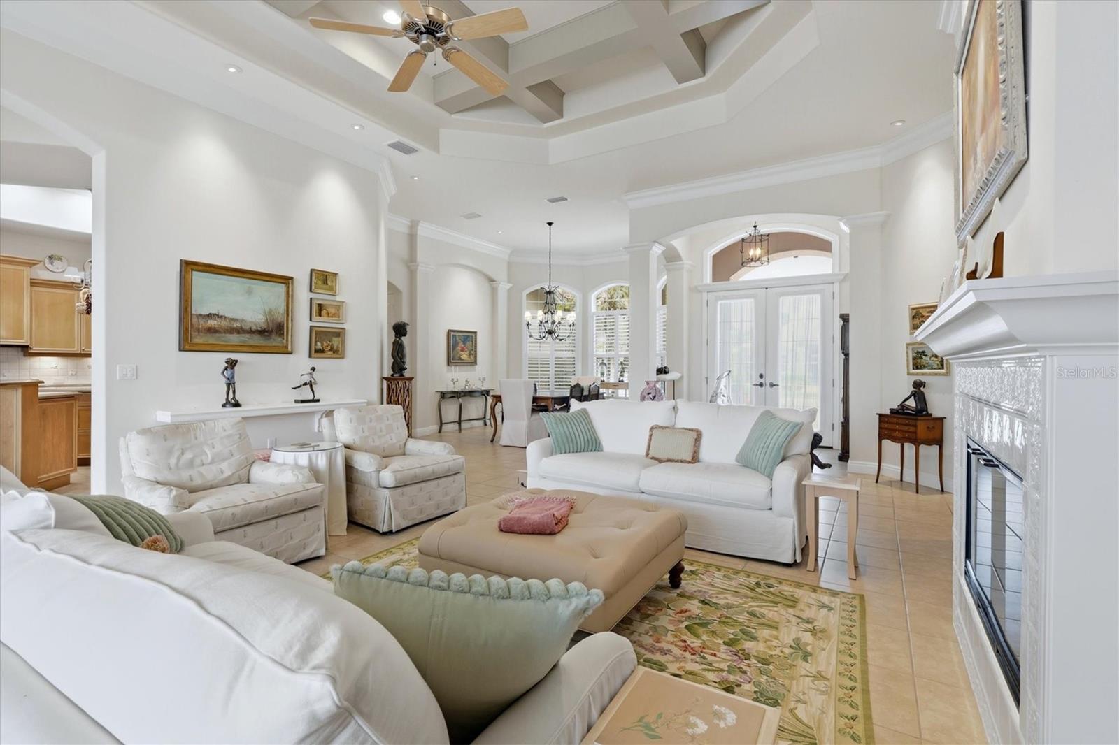 UNIVERSITY PARK COUNTRY CLUB - Residential