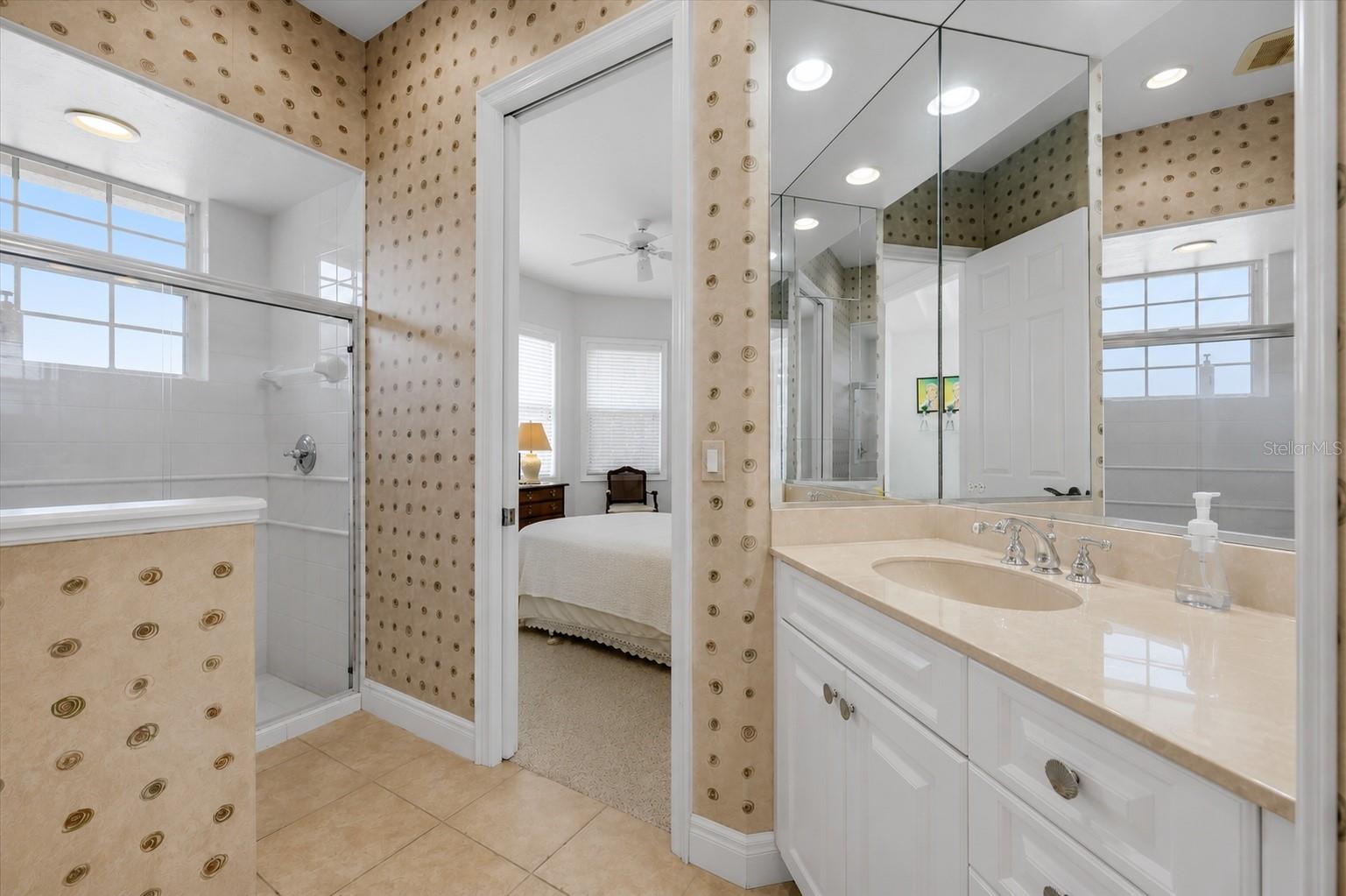 UNIVERSITY PARK COUNTRY CLUB - Residential