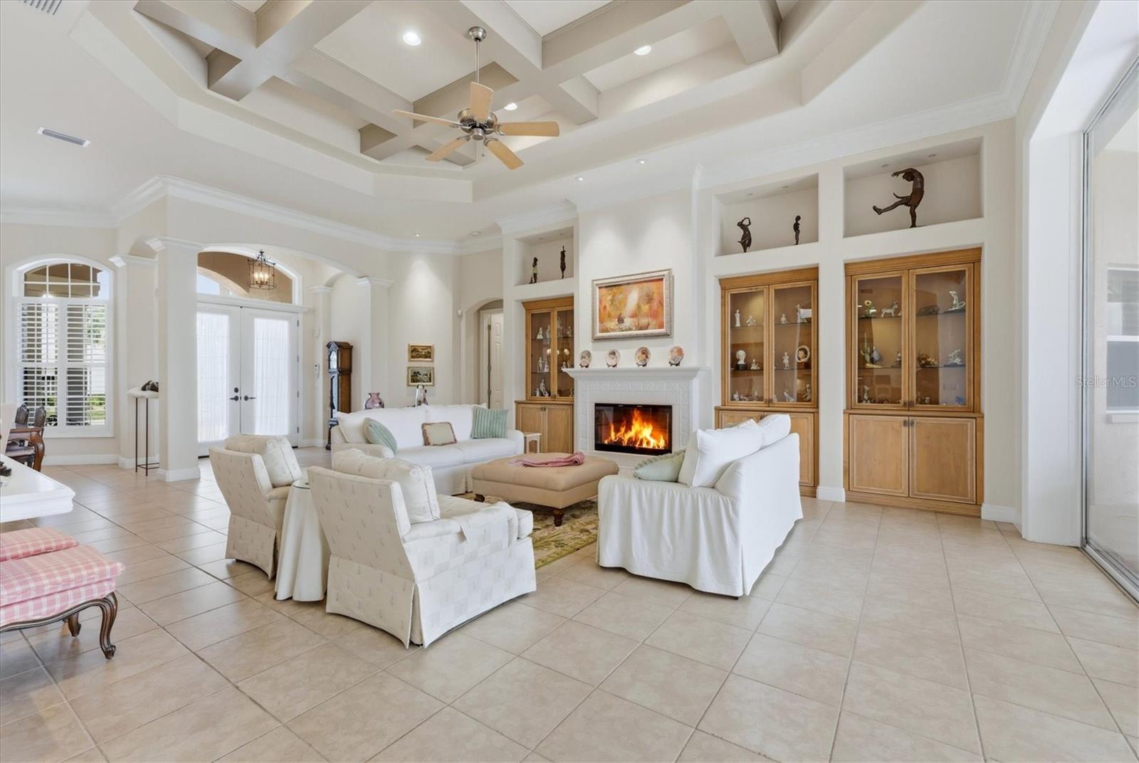 UNIVERSITY PARK COUNTRY CLUB - Residential