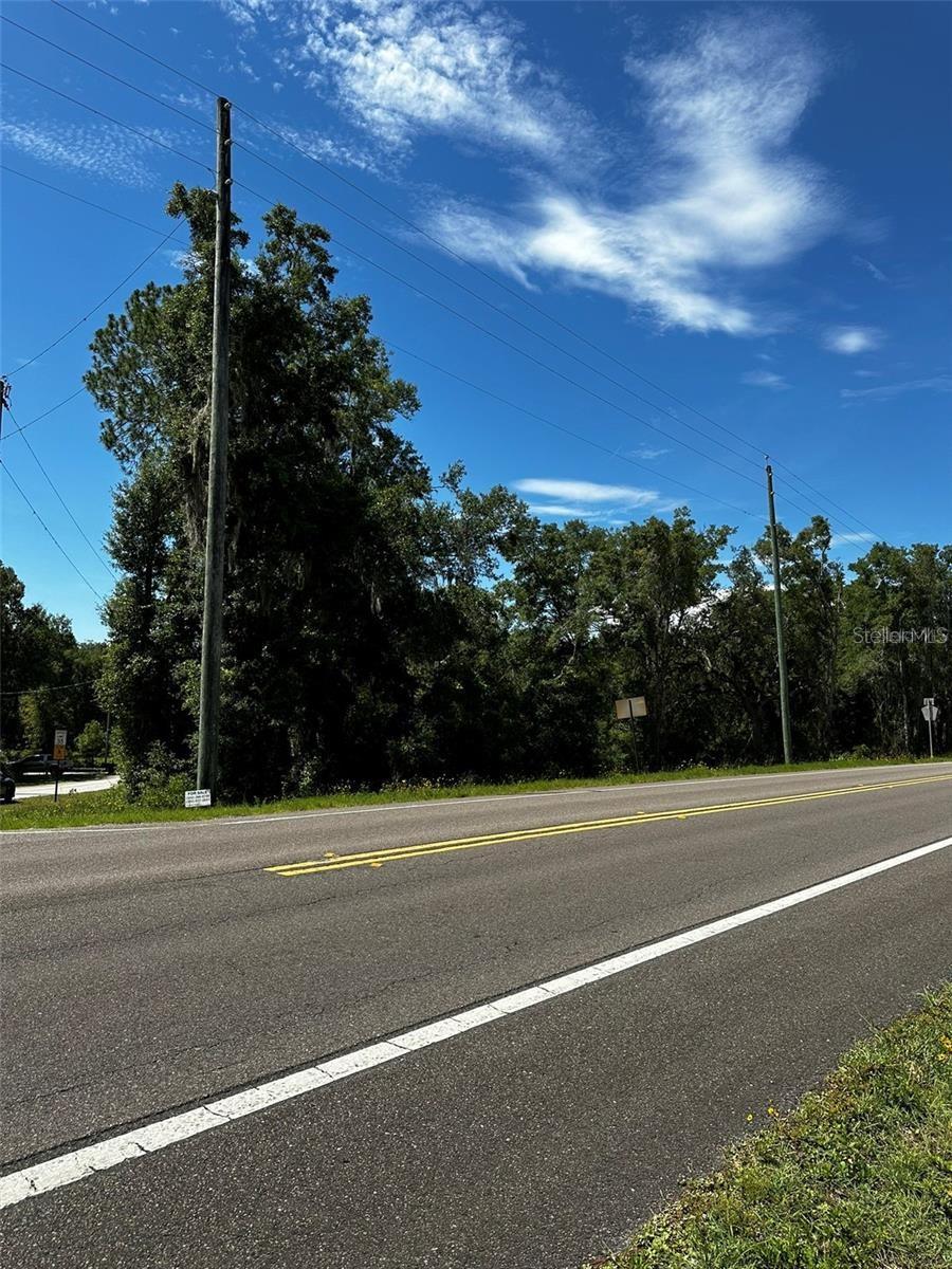 OAK FOREST ESTATES - Land