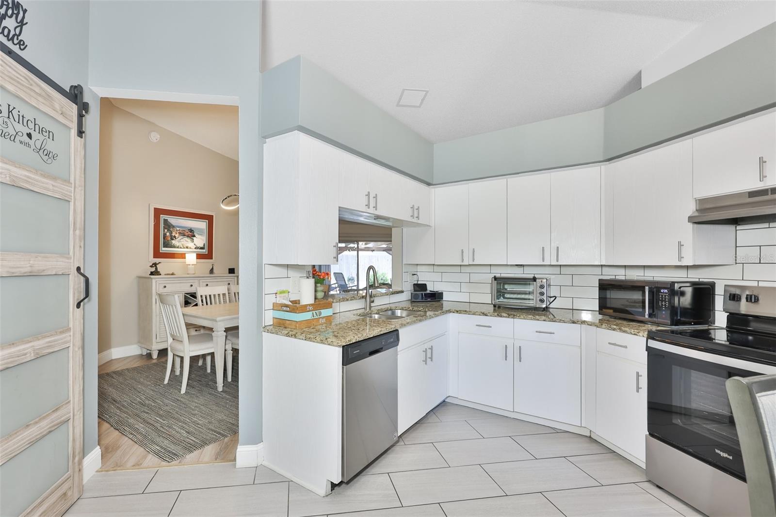 MEADOWBROOKE AT SUMMERFIELD UN - Residential