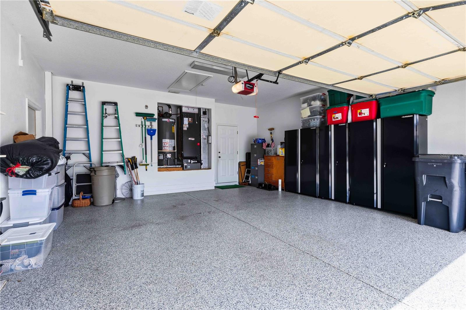 ROSEDALE - Residential