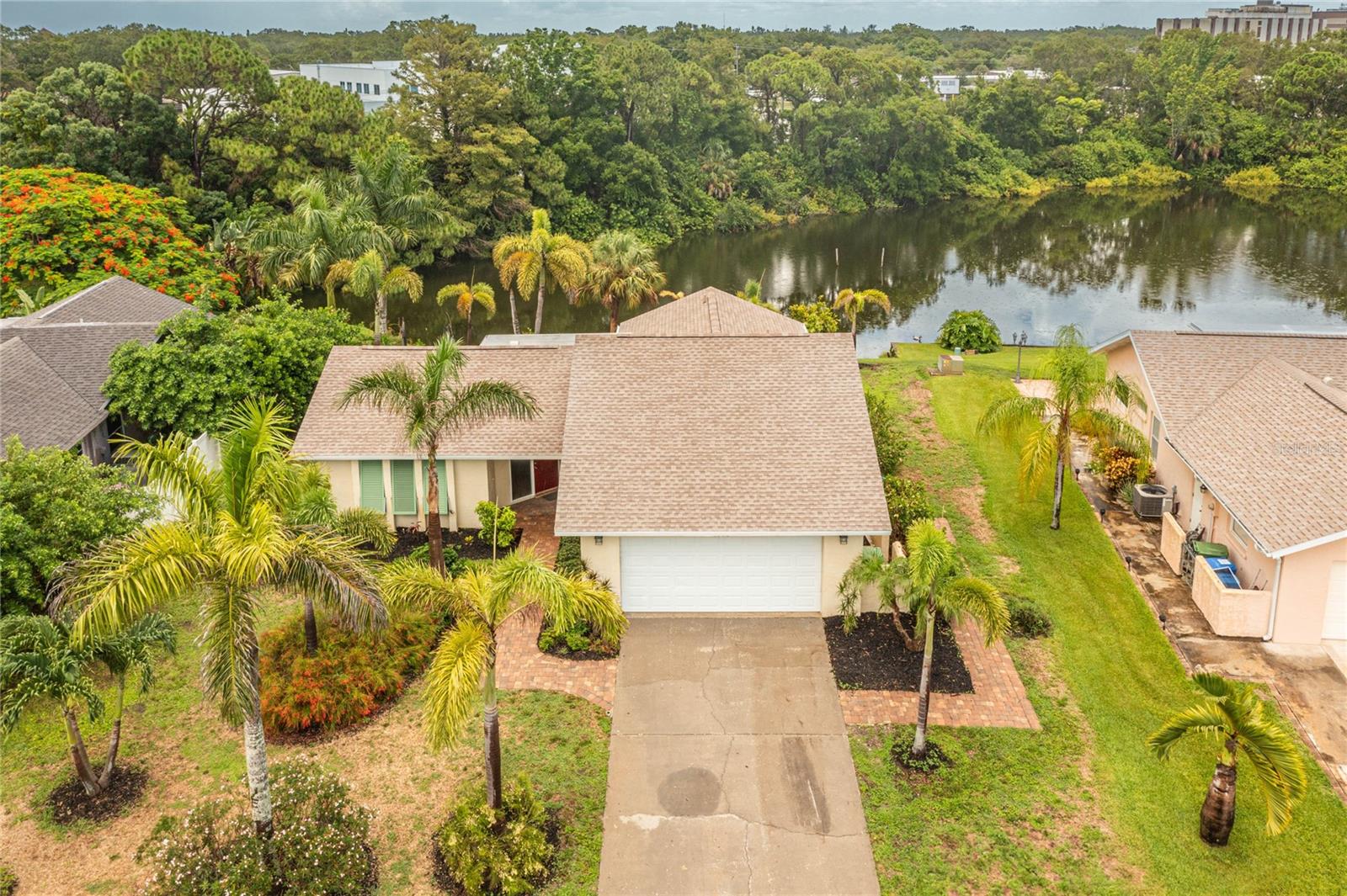 VILLAGE GREEN OF BRADENTON - Residential