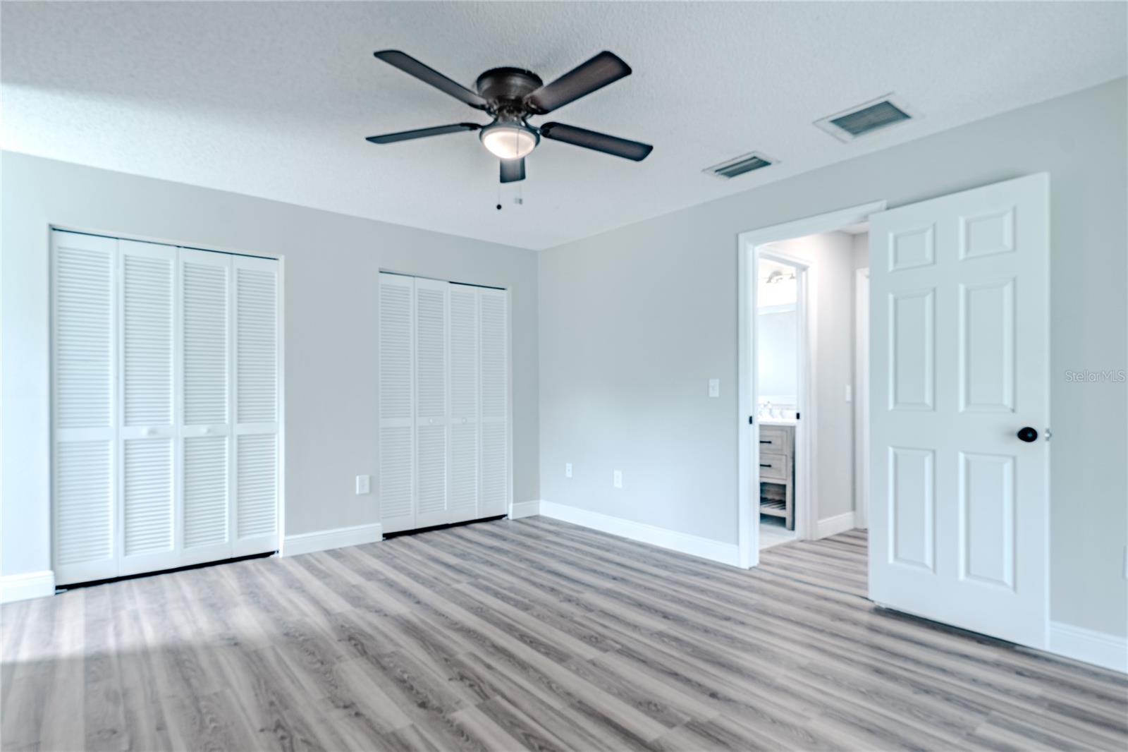 VILLAGE GREEN OF BRADENTON - Residential