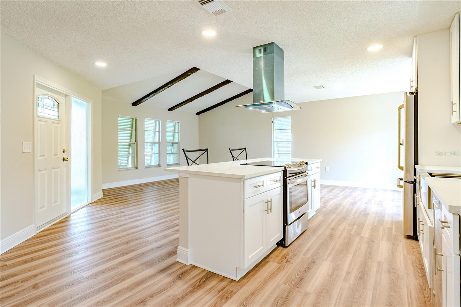 VILLAGE GREEN OF BRADENTON - Residential