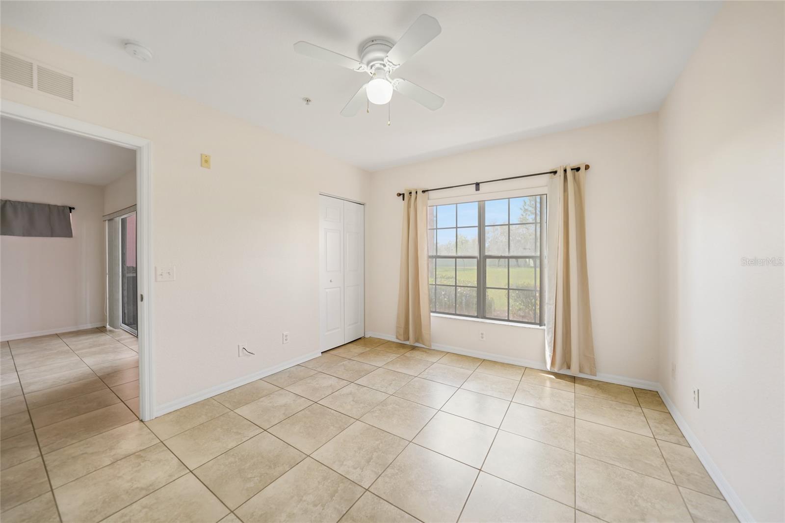 LAKE VIEW H CONDO/HERITAGE LAKE - Residential