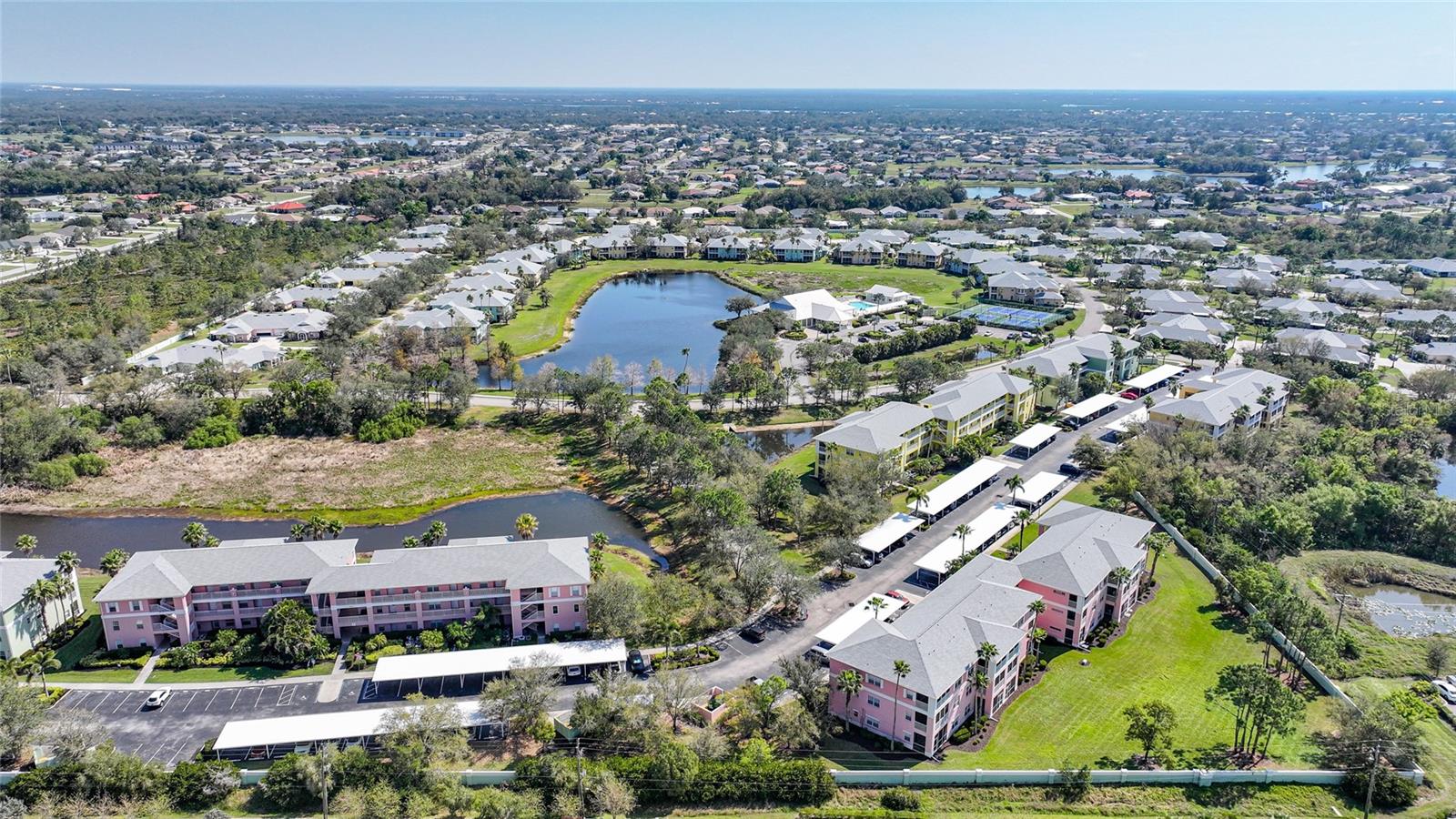 LAKE VIEW H CONDO/HERITAGE LAKE - Residential