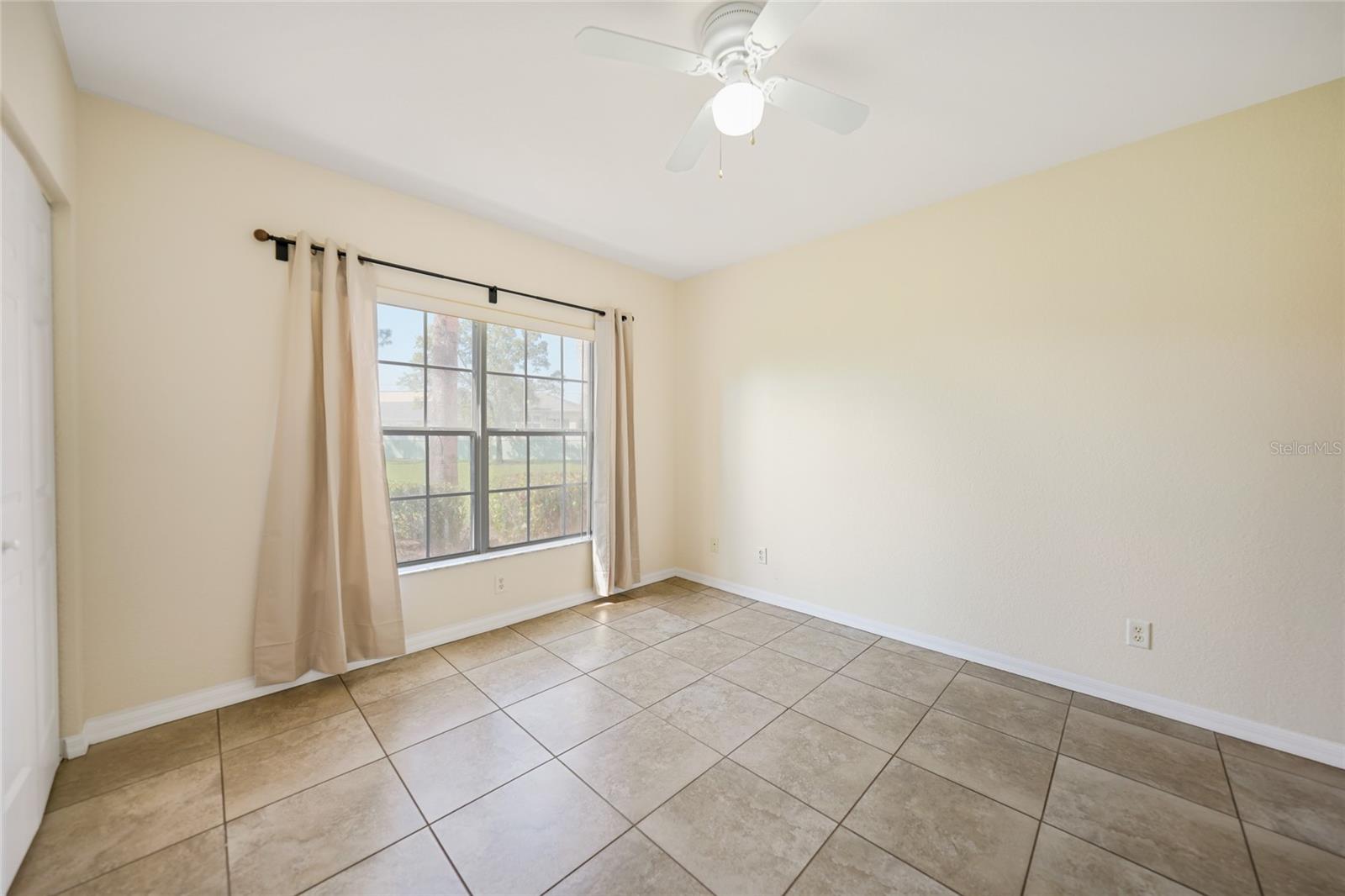 LAKE VIEW H CONDO/HERITAGE LAKE - Residential