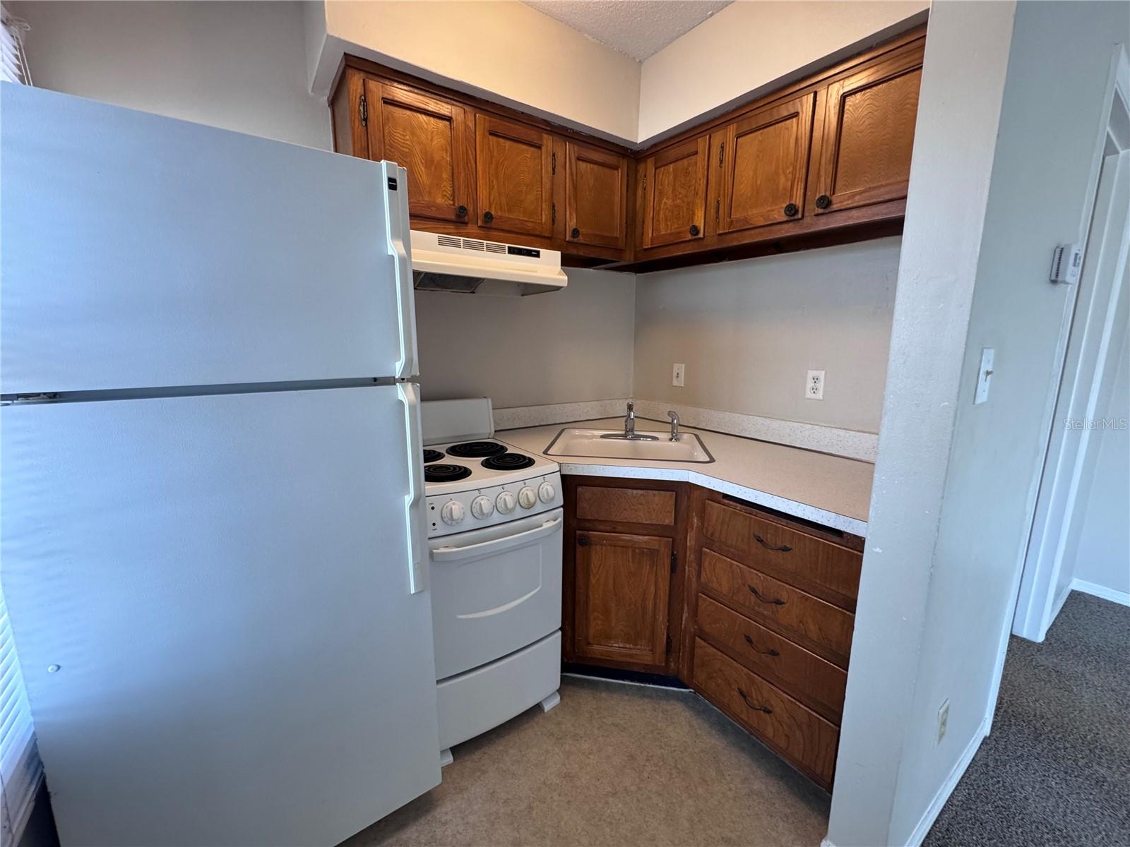 LAKE HOWELL ARMS CONDO - Residential Lease