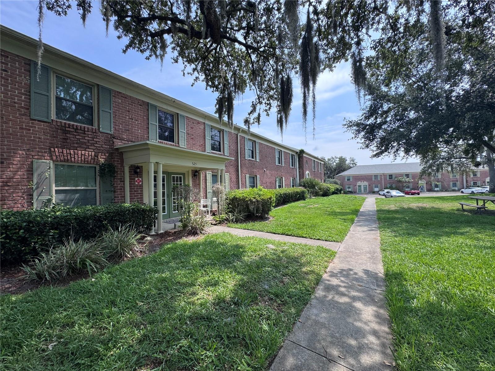 LAKE HOWELL ARMS CONDO - Residential Lease