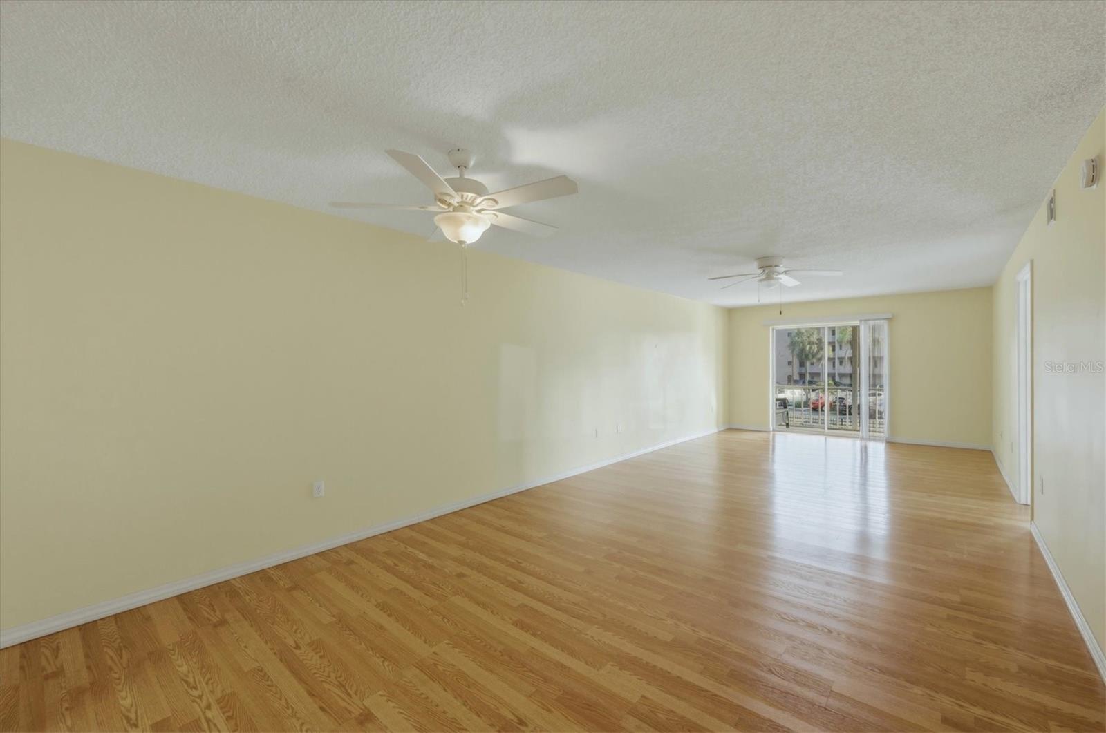 BAYSHORE ON THE LAKE APTS SEC 4 - Residential Lease