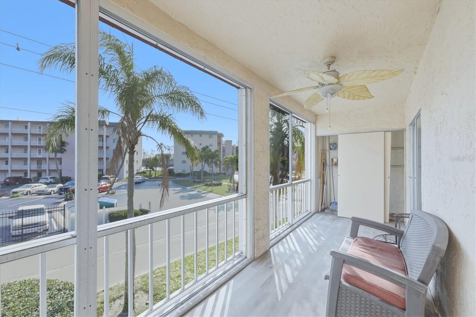 BAYSHORE ON THE LAKE APTS SEC 4 - Residential Lease