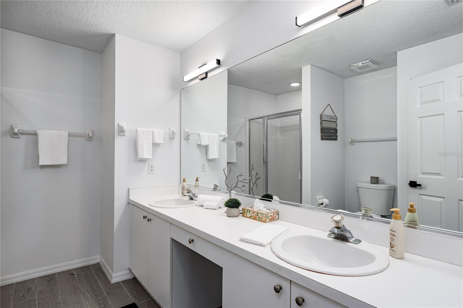 FAIRWAY OAKS PH I, II & III - Residential