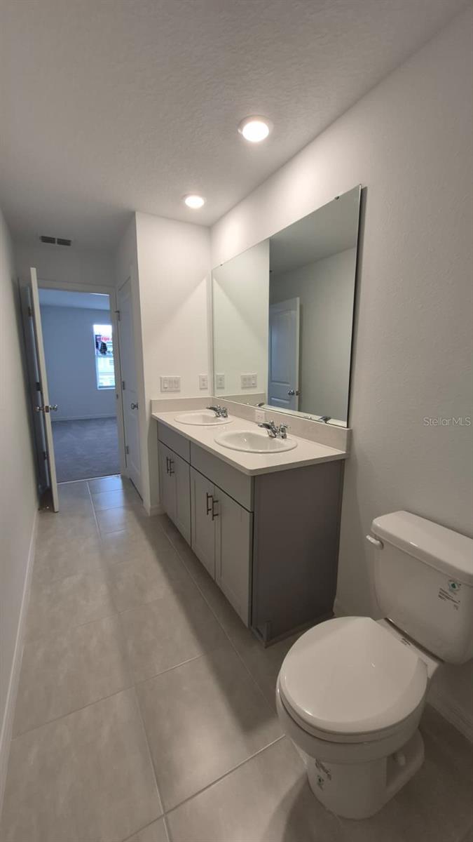WESTVIEW POD A PH 3 - Residential Lease