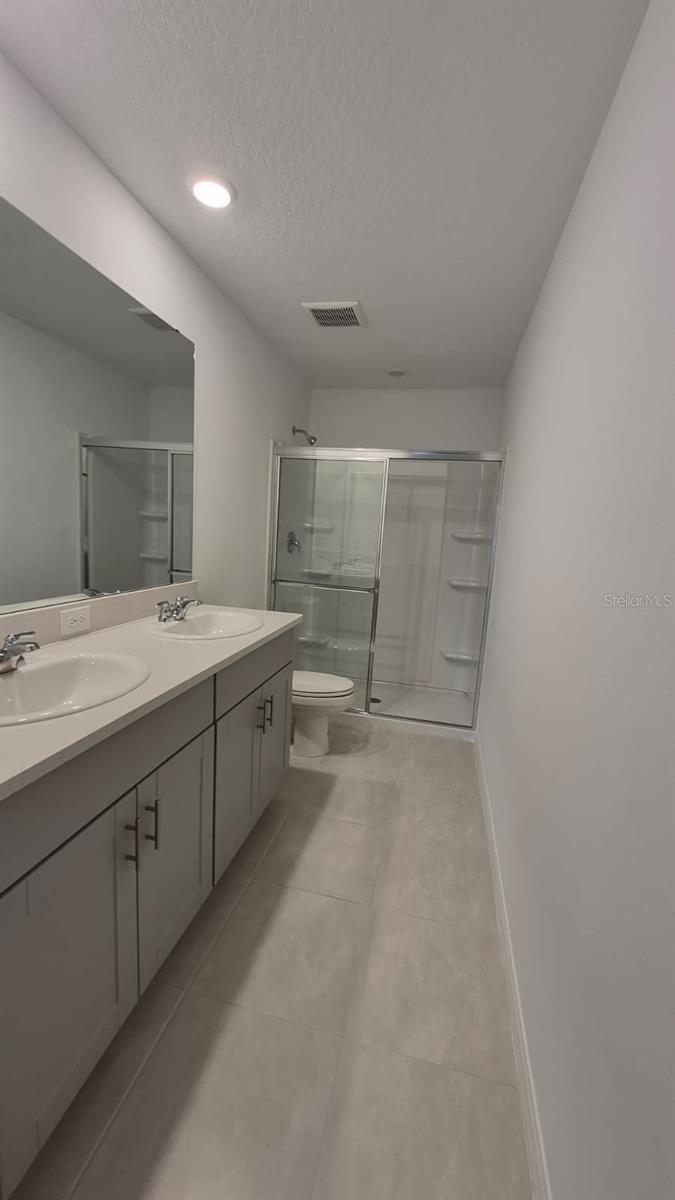 WESTVIEW POD A PH 3 - Residential Lease