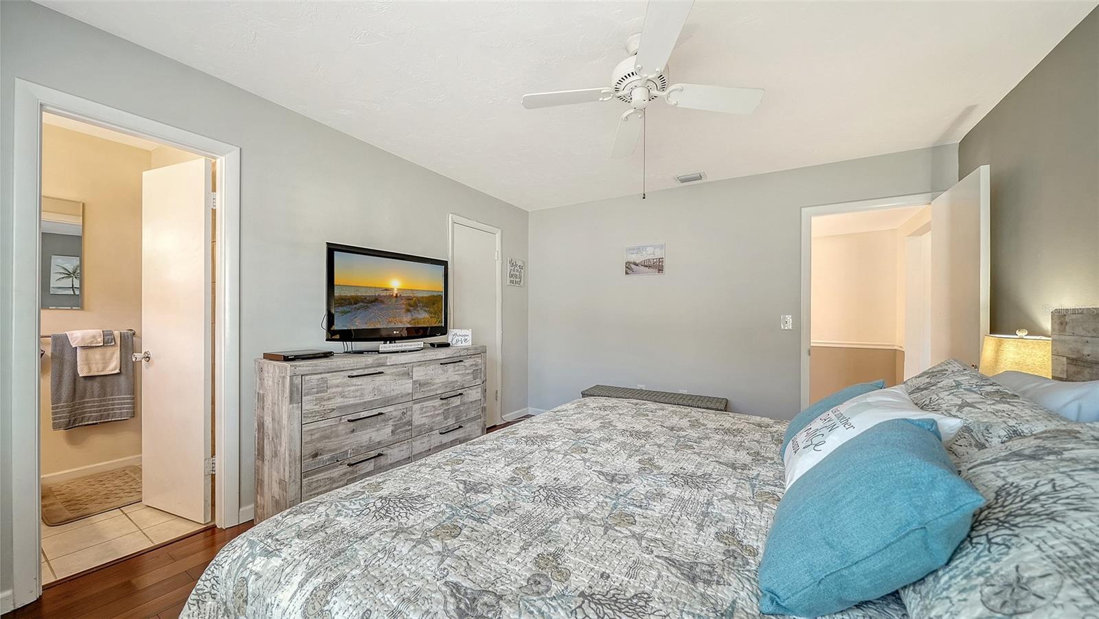 STRATHMORE RIVERSIDE I - Residential