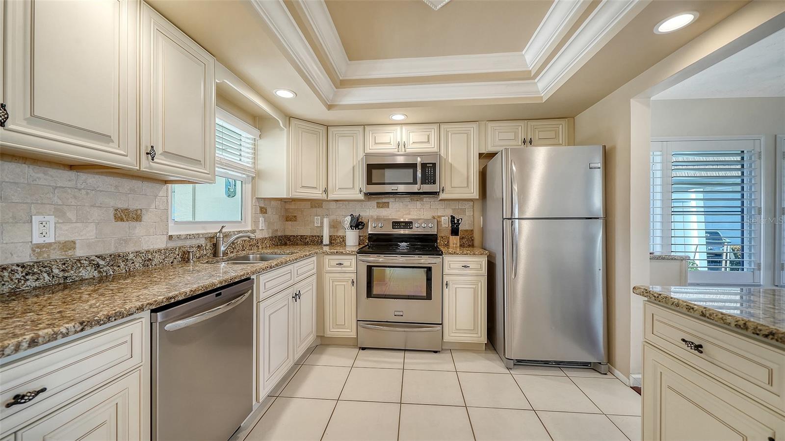 STRATHMORE RIVERSIDE I - Residential