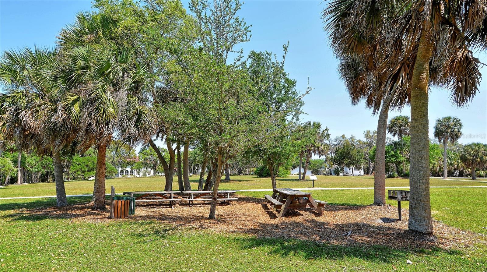 STRATHMORE RIVERSIDE I - Residential