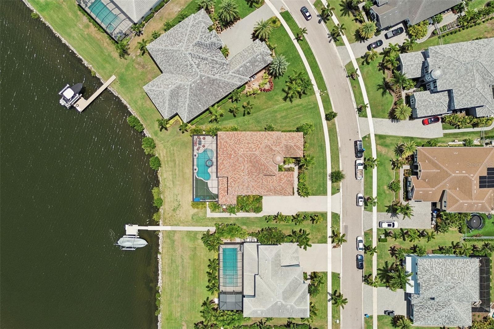 MIRABAY - Residential