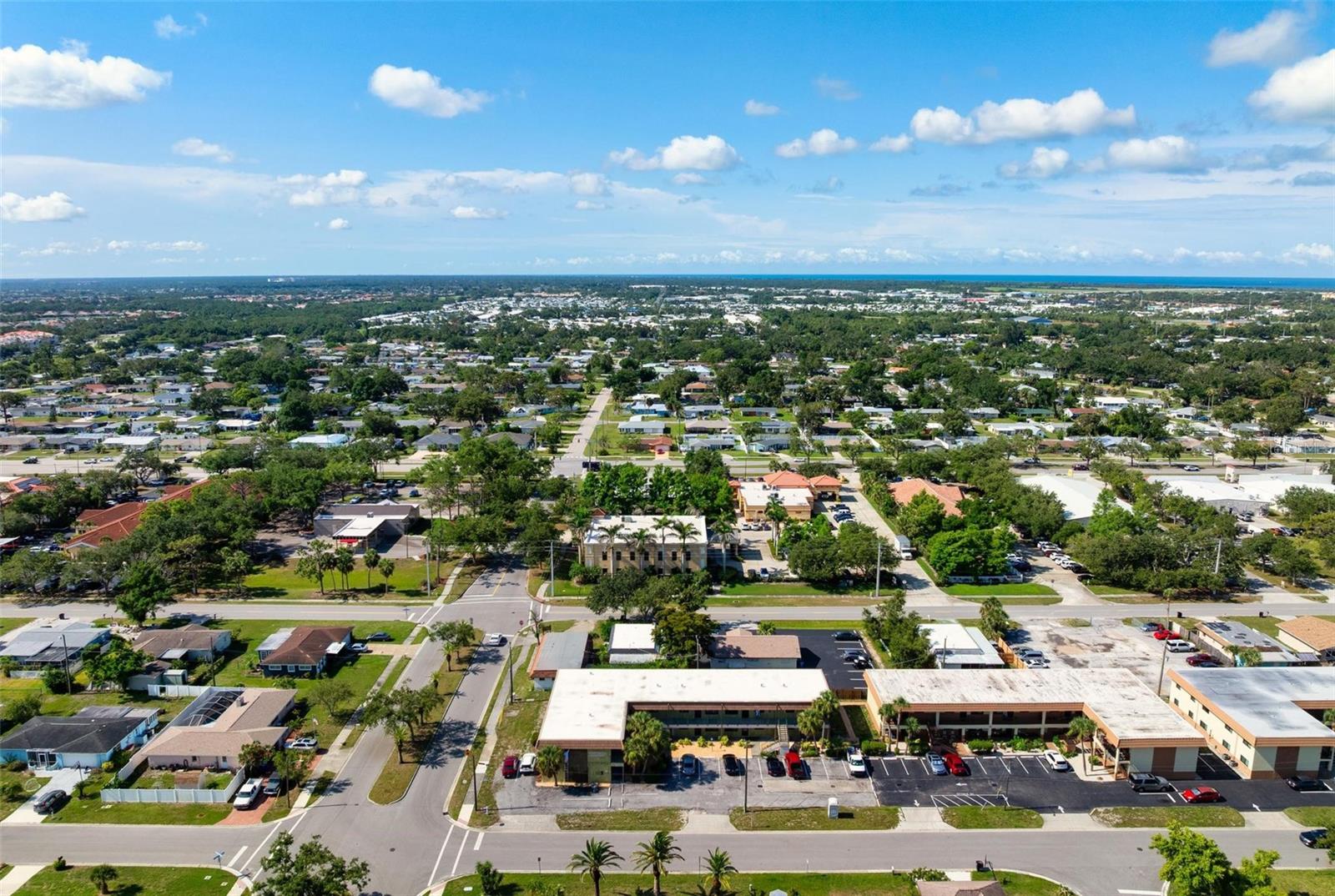 VENETIAN ARMS SEC 1 - Residential Lease