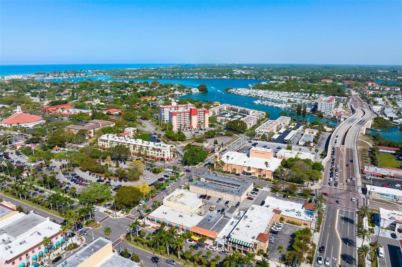 VENETIAN ARMS SEC 1 - Residential Lease