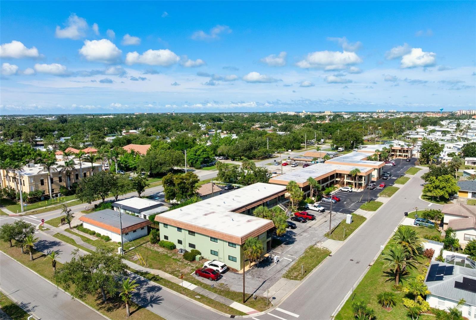 VENETIAN ARMS SEC 1 - Residential Lease